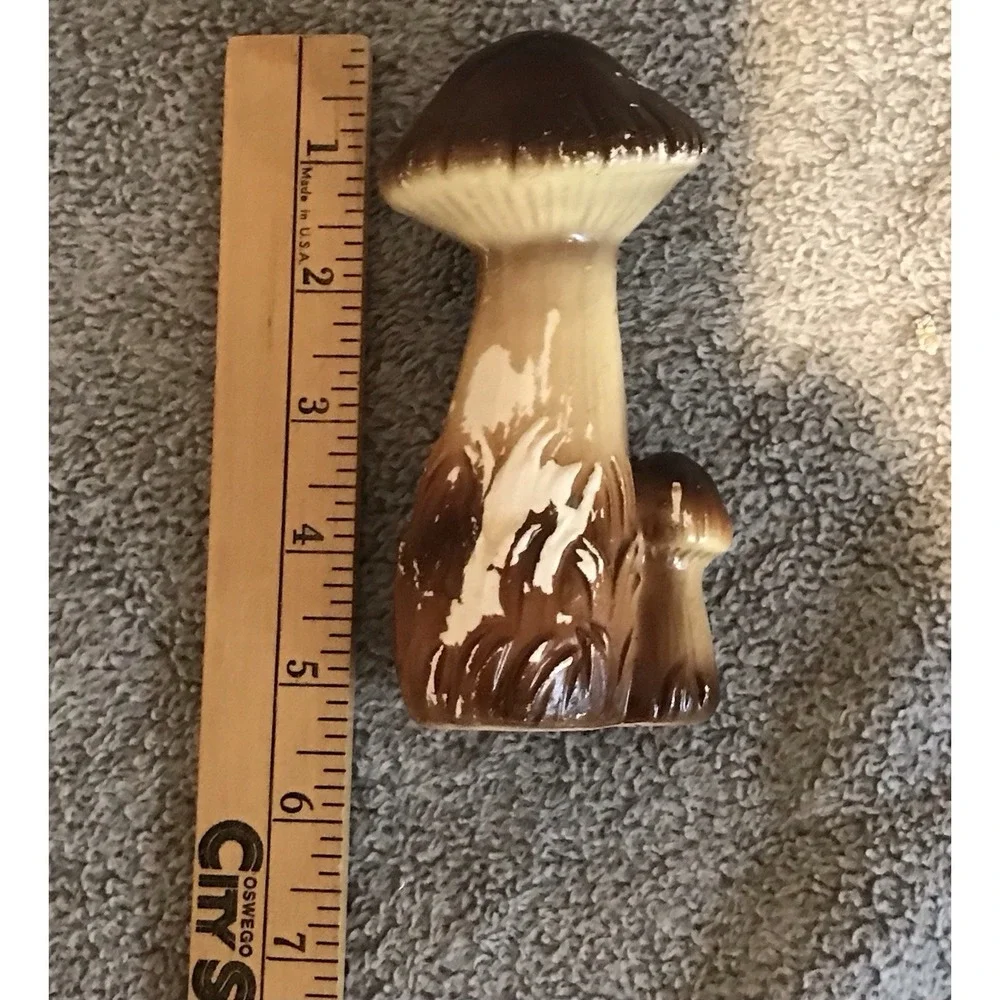 Vintage 1960s Magic Mushroom Salt‎ Shaker